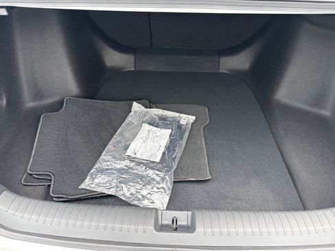 Used 2024 Honda Accord EX-L image 8
