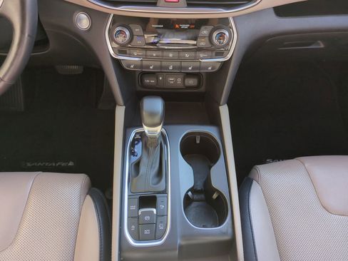 Used 2020 Hyundai Santa Fe Limited w/ Cargo Package image 19