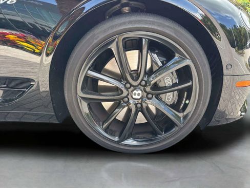 Certified 2022 Bentley Continental GT AWD/4WD image 25