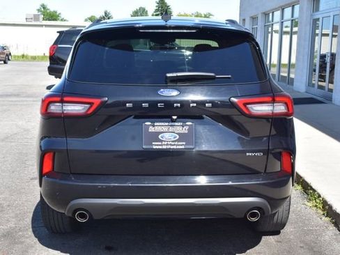 Used 2023 Ford Escape ST-Line AWD/4WD image 10