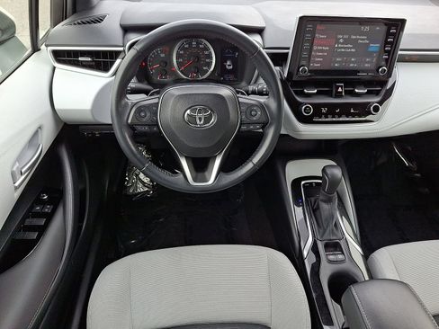 Used 2019 Toyota Corolla SE w/ SE Option Package image 11