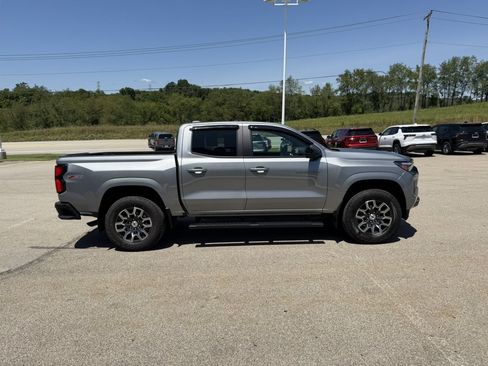 Certified 2024 Chevrolet Colorado Z71 w/ Z71 Convenience Package 2 AWD/4WD image 6
