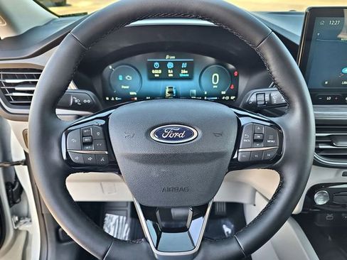New 2026 Ford Escape Platinum w/ Premium Technology Package image 21