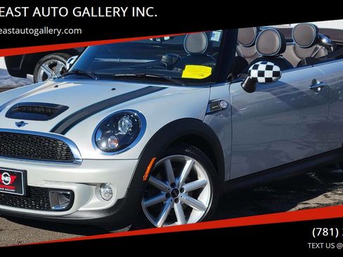 Used 2014 MINI Cooper S image 1