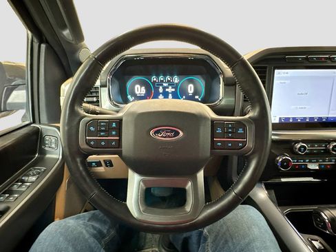 Used 2022 Ford F150 Lariat AWD/4WD image 13