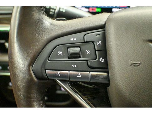 Used 2021 Cadillac Escalade Sport w/ Driver Assist Tech Package image 43