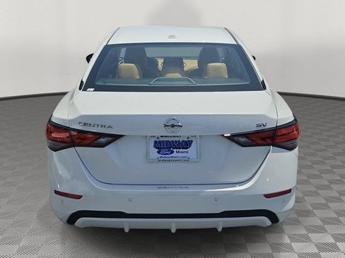 Used 2023 Nissan Sentra SV w/ SV Premium Package FWD image 5