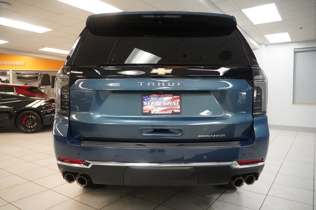 Used 2025 Chevrolet Tahoe Premier AWD/4WD image 19