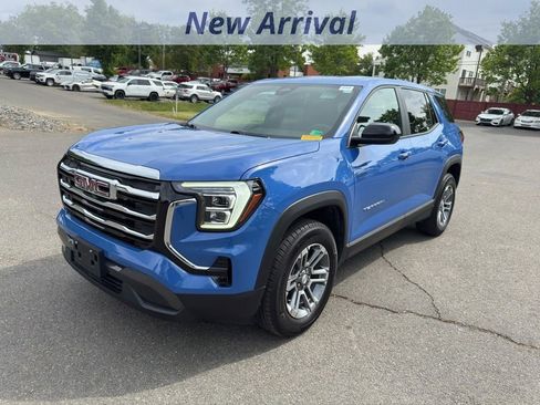 Used 2025 GMC Terrain Elevation AWD/4WD image 1