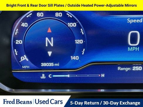 Certified 2024 Chevrolet Suburban Z71 w/ Luxury Package image 14