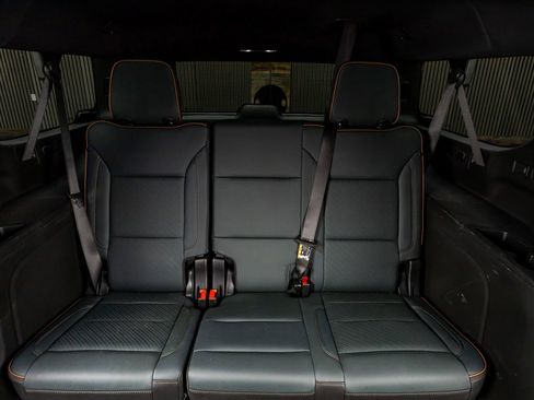 Used 2026 GMC Yukon XL AT4 w/ AT4 Premium Plus Package AWD/4WD image 37