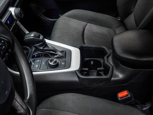 Used 2024 Toyota RAV4 XLE image 20