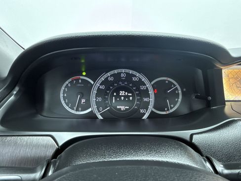 Used 2015 Honda Accord Touring image 22