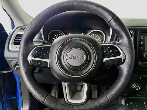 Used 2018 Jeep Compass Sport FWD image 15