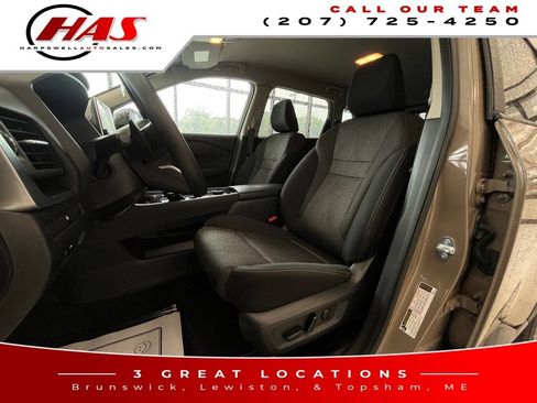 Used 2024 Nissan Rogue SV AWD/4WD image 10
