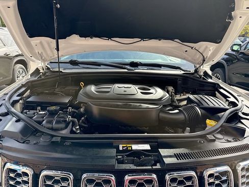 Used 2020 Jeep Grand Cherokee Overland image 31