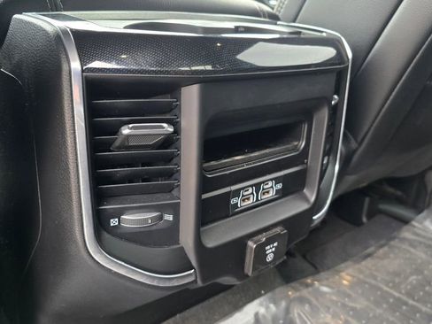 Used 2021 RAM 1500 Laramie w/ Sport Appearance Package AWD/4WD image 12