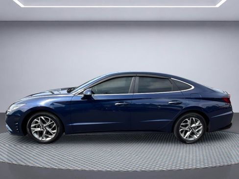 Used 2020 Hyundai Sonata SEL w/ Convenience Package FWD image 3
