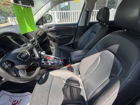 Used 2016 Audi Q5 2.0T Premium Plus w/ Technology Package AWD/4WD image 15