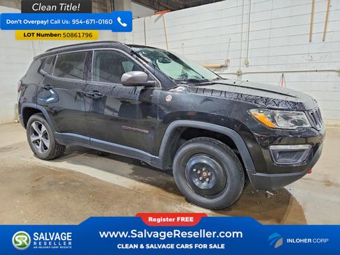 Used 2019 Jeep Compass Trailhawk AWD/4WD image 5
