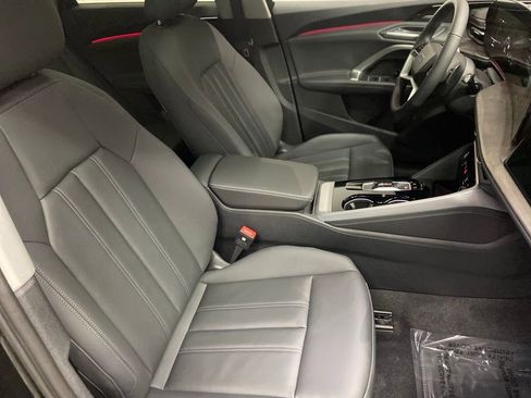 New 2025 Audi Q5 Premium Plus image 8