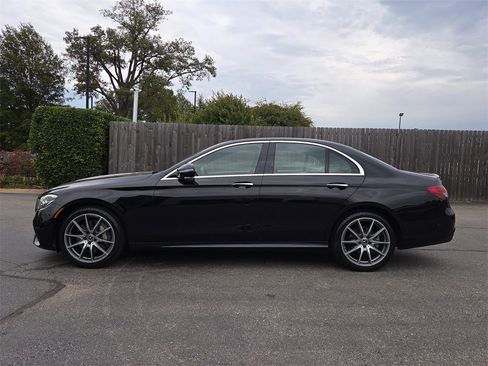 Certified 2021 Mercedes-Benz E 350 Sedan image 2