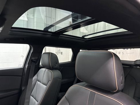 Used 2024 Chevrolet Blazer Premier w/ Enhanced Convenience Package image 35