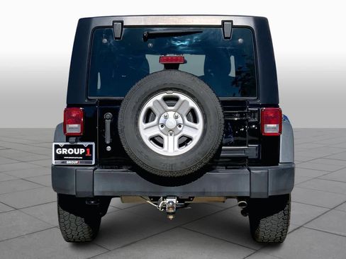 Used 2016 Jeep Wrangler Unlimited Sport image 4