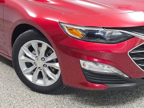 Used 2024 Chevrolet Malibu LT FWD image 3