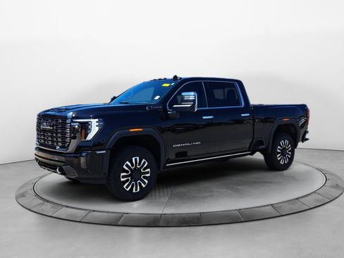 Used 2024 GMC Sierra 2500 Denali Ultimate AWD/4WD image 3