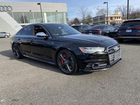 Used 2018 Audi S6 Prestige w/ S Sport Package image 5