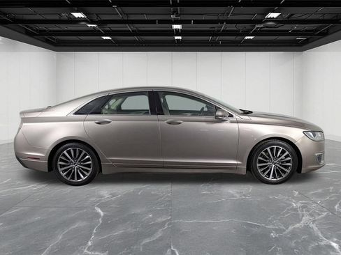 Used 2018 Lincoln MKZ Premiere FWD image 6