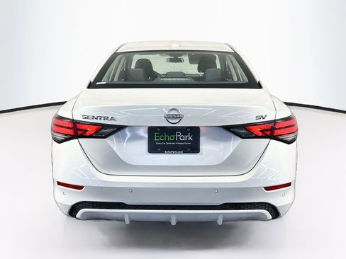 Used 2024 Nissan Sentra SV FWD image 7