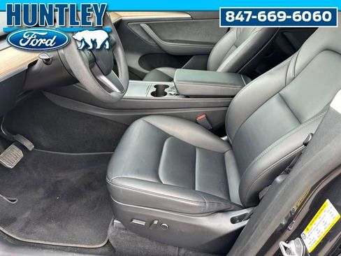 Used 2024 Tesla Model Y Long Range image 21