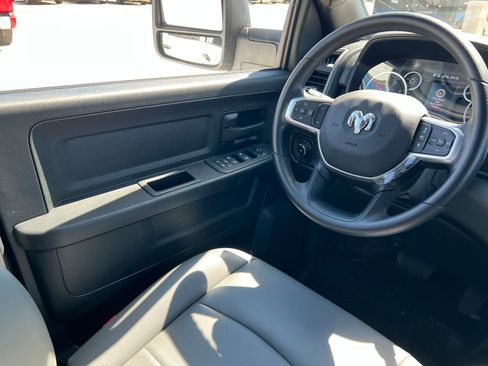 New 2026 RAM 3500 Tradesman AWD/4WD image 11