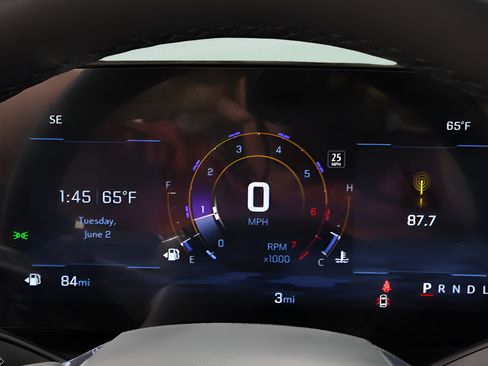New 2026 Chevrolet Equinox LT w/ Convenience Package II FWD image 14