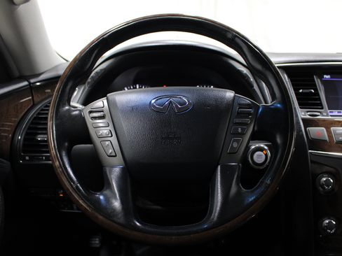 Used 2011 INFINITI QX56 4WD w/ Deluxe Touring Pkg image 11