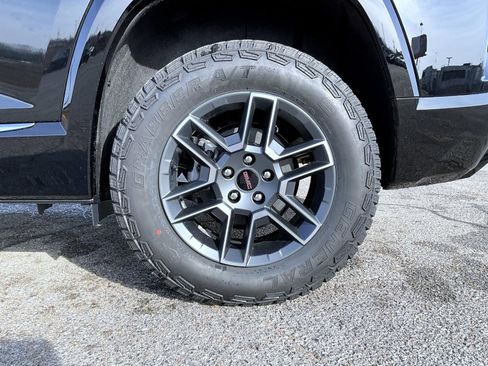 New 2026 GMC Terrain AT4 w/ Convenience Package III image 22