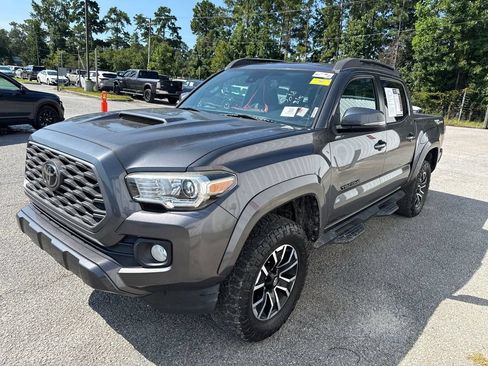 Used 2021 Toyota Tacoma TRD Sport RWD image 4