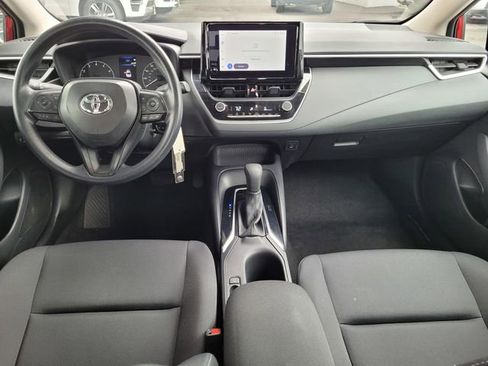 Used 2024 Toyota Corolla LE image 6