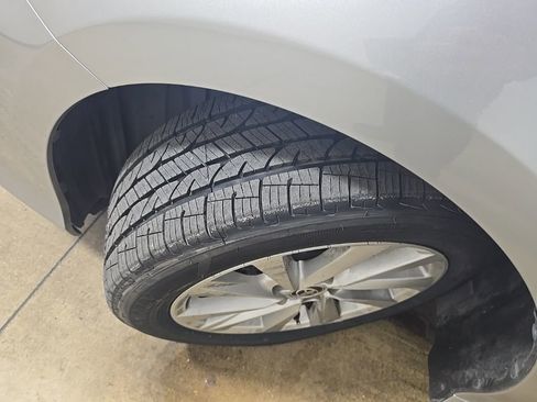 Used 2023 Toyota Camry LE image 17