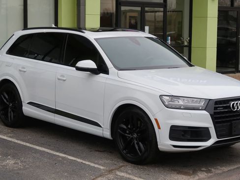 Used 2018 Audi Q7 3.0T Prestige w/ Prestige Package image 5