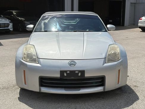 Used 2006 Nissan 350Z Touring RWD image 11