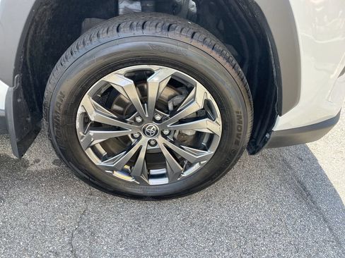 Used 2023 Toyota RAV4 Limited AWD/4WD image 11