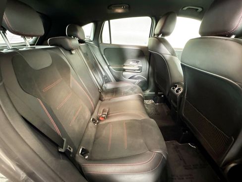 Certified 2023 Mercedes-Benz GLA 250 image 25