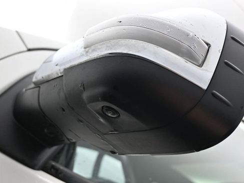 Used 2024 Nissan Titan Platinum Reserve w/ Moonroof Package image 15