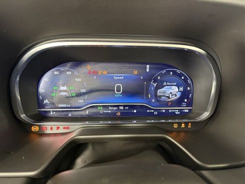 Used 2023 Chevrolet Tahoe High Country image 24