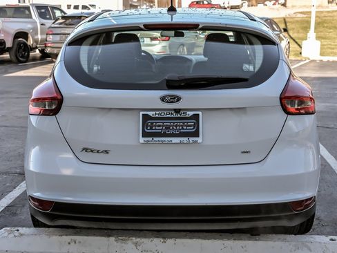 Used 2017 Ford Focus SE w/ Cold Weather Package image 7