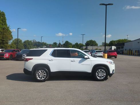 Used 2019 Chevrolet Traverse LT FWD image 4
