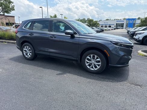 Used 2024 Honda CR-V LX image 17